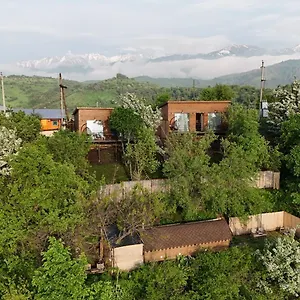 alma-house-white.hotels-of-almaty.com/